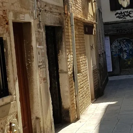 威尼斯可爱公寓 招待所