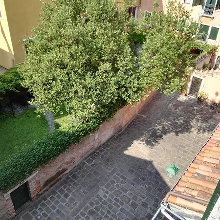Lovely In Venice